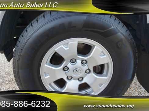 Used 2014 Toyota Tacoma PreRunner image 29