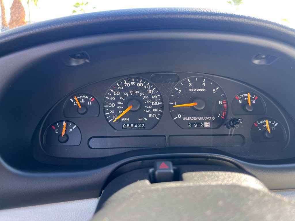 Used 1994 Ford Mustang GT RWD image 19