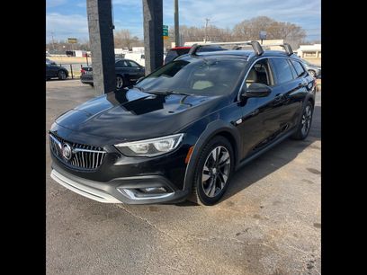 Used 2018 Buick Regal Essence w/ Sights and Sounds Package