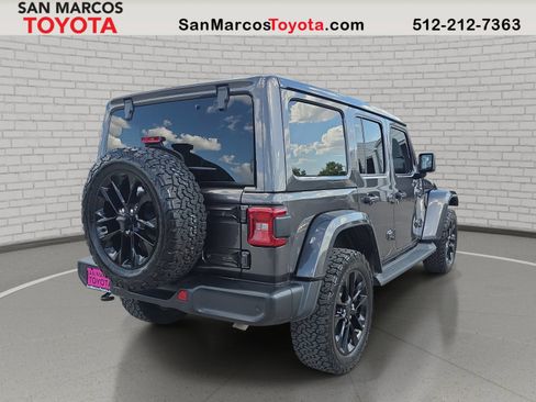 Used 2021 Jeep Wrangler Unlimited Sahara AWD/4WD image 6