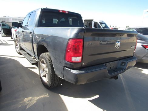 Used 2017 RAM 1500 Express w/ Express Value Package image 4