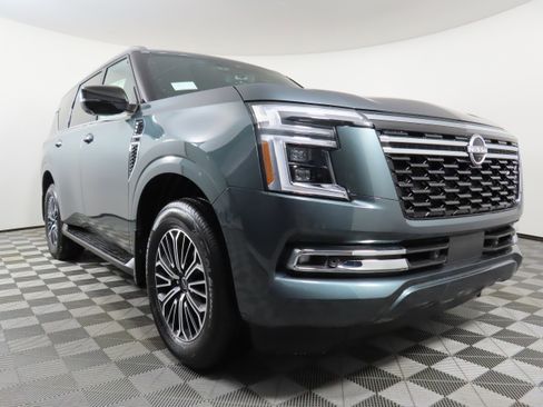 New 2026 Nissan Armada Platinum image 1