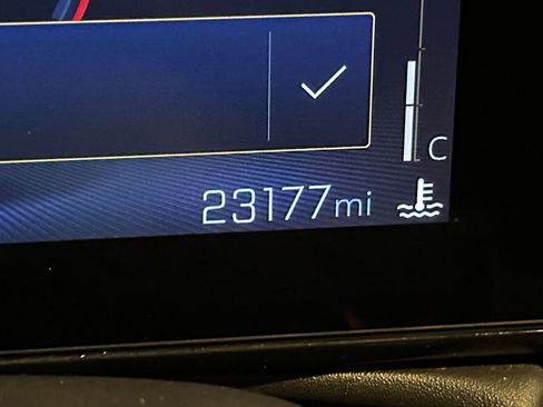 Used 2025 Chevrolet TrailBlazer LT image 38