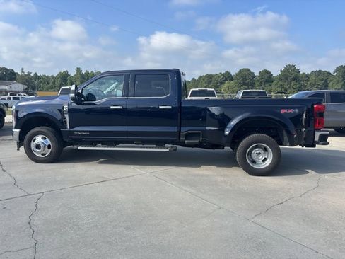 Used 2024 Ford F350 Lariat w/ Chrome Package image 8