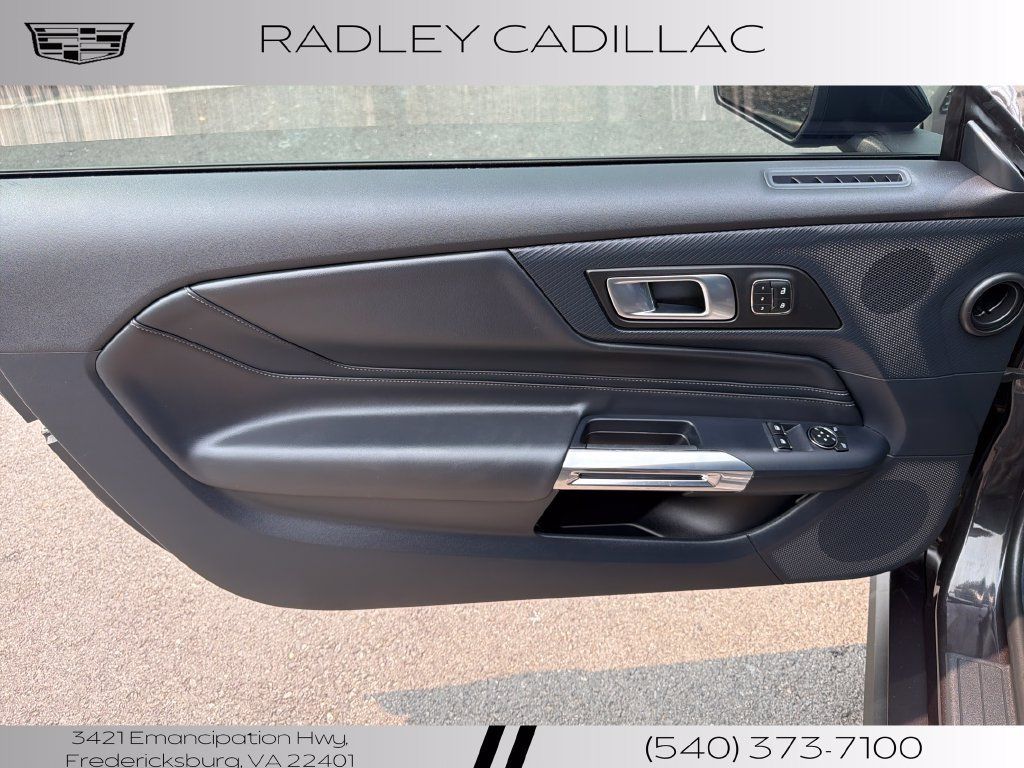 Used 2024 Ford Mustang Premium RWD image 4