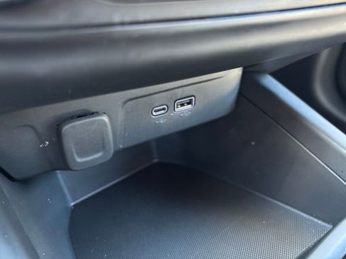 Used 2024 Chevrolet Trax RS w/ Driver Confidence Package image 24