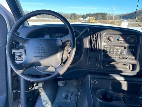 Used 1997 Chevrolet Express 3500 Extended Passenger w/ Preferred Equipment Group image 14