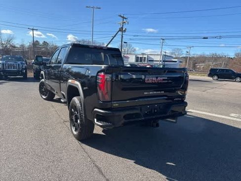 New 2026 GMC Sierra 2500 AT4 w/ AT4 Premium Plus Package image 5