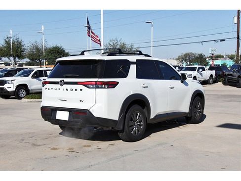 Used 2024 Nissan Pathfinder SV w/ Black Appearance Package image 6
