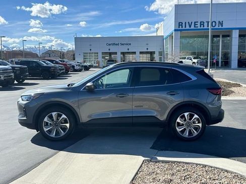 Used 2025 Ford Escape Platinum AWD/4WD image 20