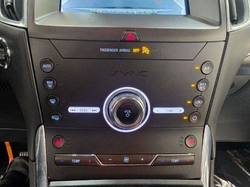 Used 2020 Ford Edge Titanium w/ Cargo Accessory Package FWD image 27