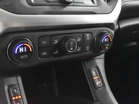 Used 2019 GMC Acadia SLE w/ LPO, Floor Liner Package image 18