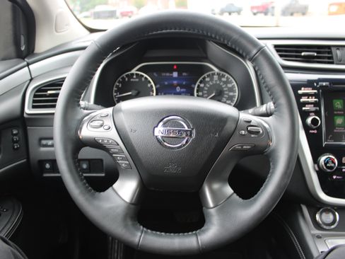 Used 2020 Nissan Murano SL w/ Moonroof Package AWD/4WD image 23