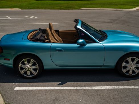 Used 2001 MAZDA MX-5 Miata RWD image 20