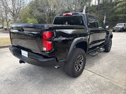 Used 2025 Chevrolet Colorado ZR2 w/ Technology Package image 7