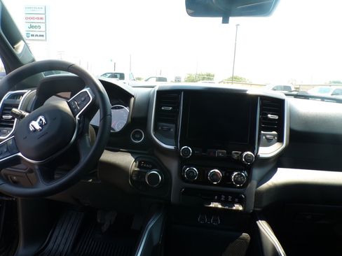 New 2026 RAM 1500 Big Horn AWD/4WD image 27