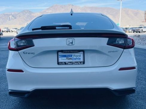 Used 2024 Honda Civic Sport image 6