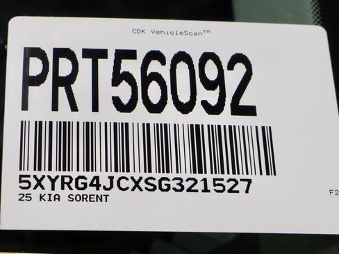 Used 2025 Kia Sorento LX FWD image 36