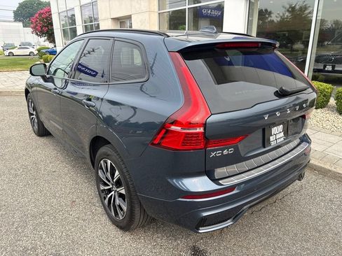 Used 2024 Volvo XC60 B5 Core w/ Protection Package Premier AWD/4WD image 3