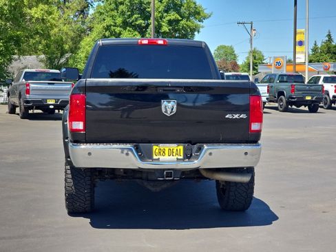 Used 2016 RAM 2500 Tradesman w/ Chrome Appearance Group AWD/4WD image 8