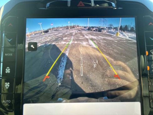 Used 2022 RAM 1500 Laramie w/ Sport Appearance Package image 15