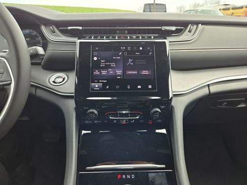 New 2026 Jeep Grand Cherokee L Laredo AWD/4WD image 19