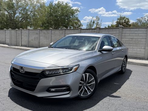 Used 2019 Honda Accord Touring image 1