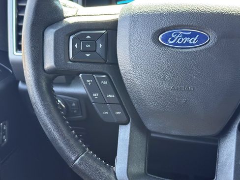 Used 2019 Ford F150 XLT w/ Equipment Group 302A Luxury AWD/4WD image 16
