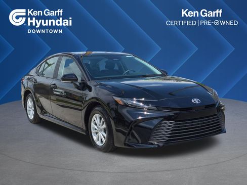 Used 2026 Toyota Camry LE FWD image 1