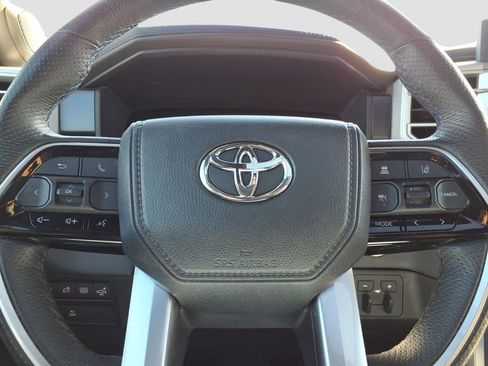 Used 2023 Toyota Sequoia Platinum image 21