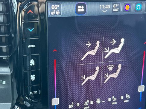 Used 2022 RAM 3500 Limited image 29