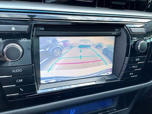 Used 2014 Toyota Corolla S FWD image 23