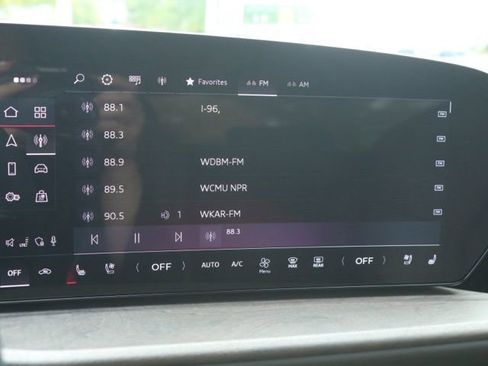 New 2025 Audi Q5 Premium Plus image 28