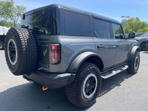 Used 2024 Ford Bronco Badlands AWD/4WD image 4