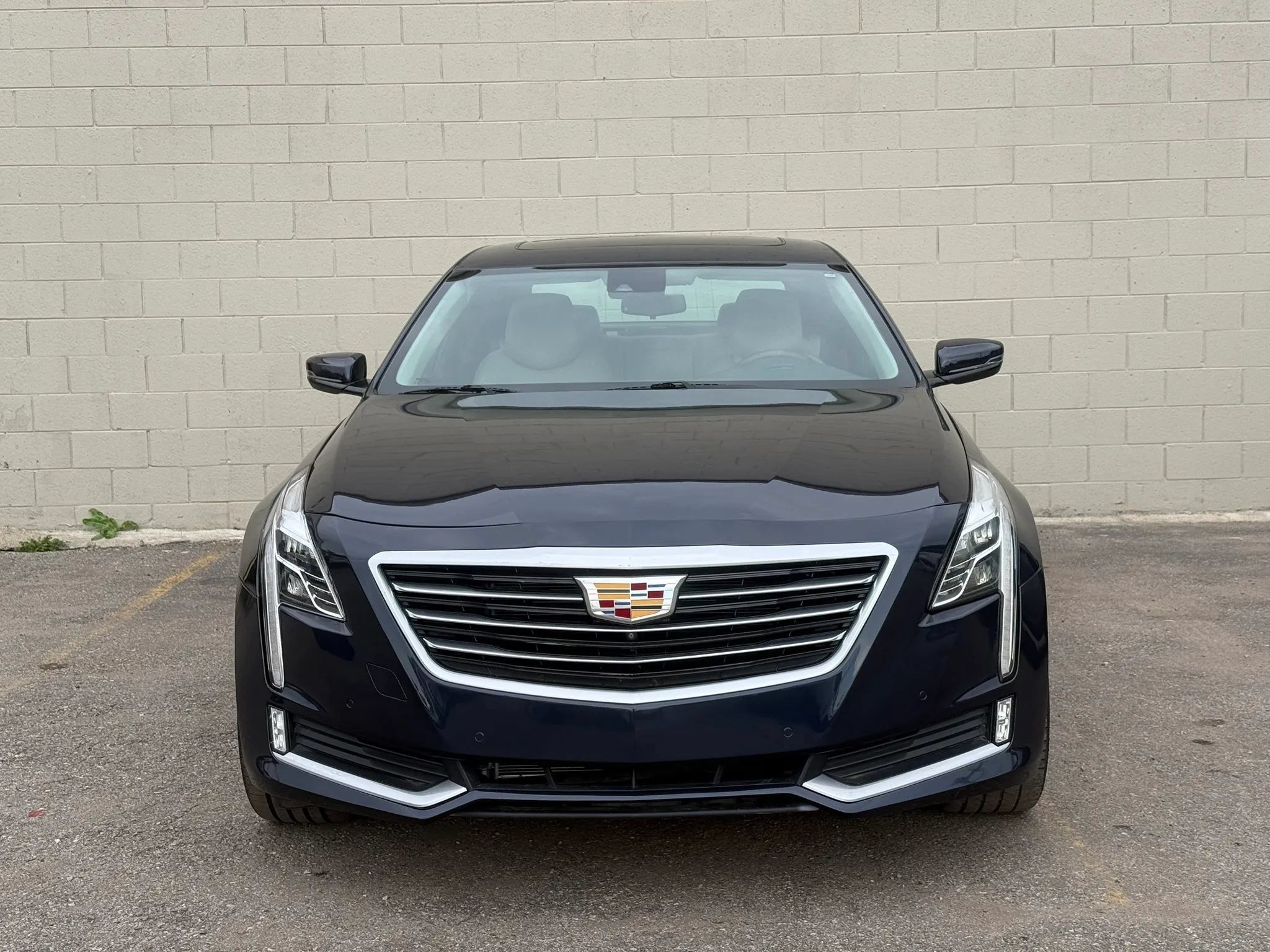 Used 2018 Cadillac CT6 Luxury AWD/4WD image 16