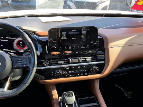 Used 2023 Nissan Pathfinder Platinum w/ Cargo Package image 6