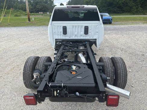 New 2026 Chevrolet Silverado 3500 W/T w/ WT Convenience Package AWD/4WD image 24