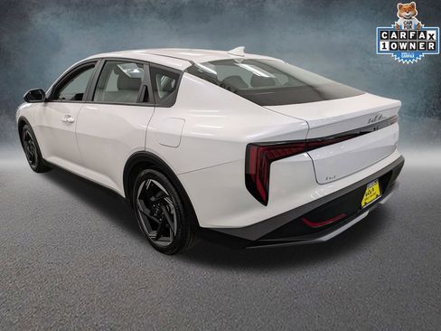 Used 2025 Kia K4 EX image 6