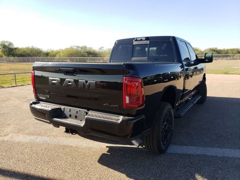 New 2025 RAM 2500 Laramie w/ Night Edition AWD/4WD image 7