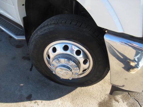 Used 2022 RAM 3500 Laramie image 4