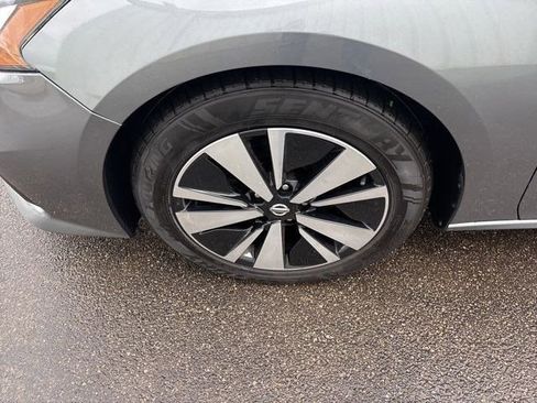Used 2019 Nissan Altima 2.5 SL FWD image 46