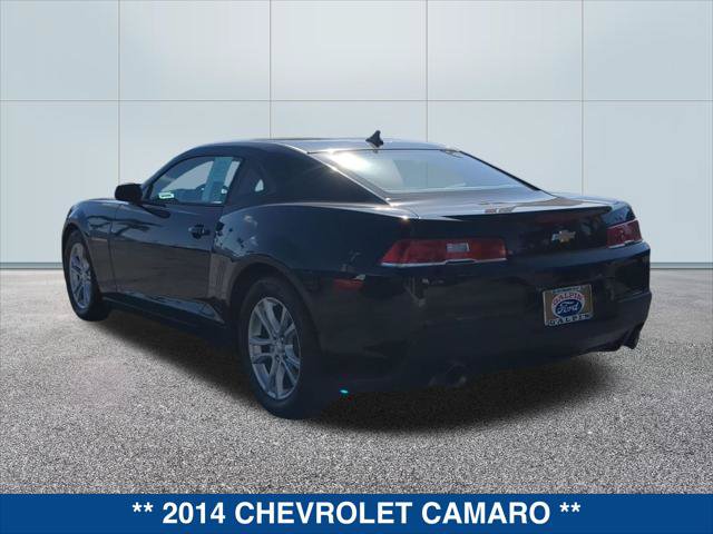 Used 2014 Chevrolet Camaro LS RWD image 3