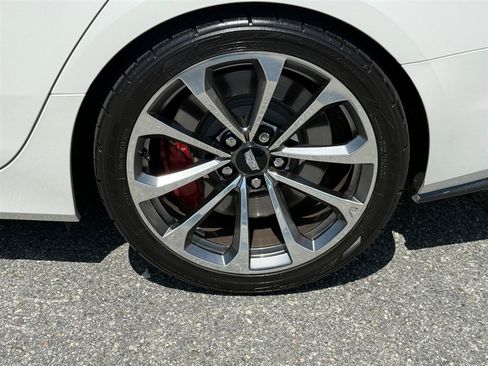 Used 2016 Cadillac CTS V w/ Carbon Fiber Package RWD image 17