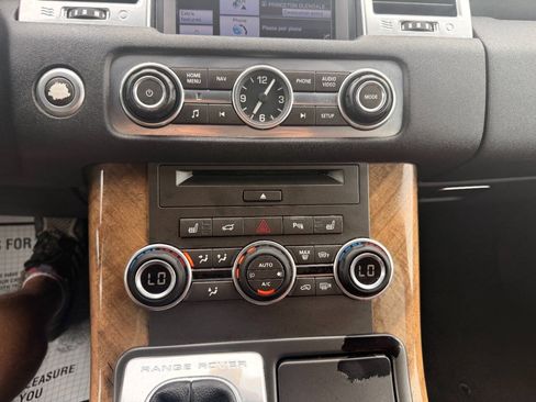 Used 2013 Land Rover Range Rover Sport HSE LUX AWD/4WD image 50