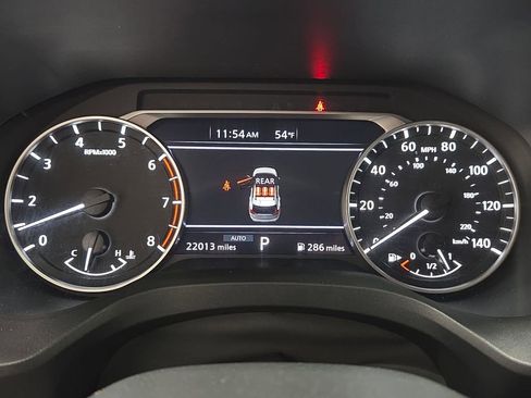 Used 2025 Nissan Rogue SV image 18