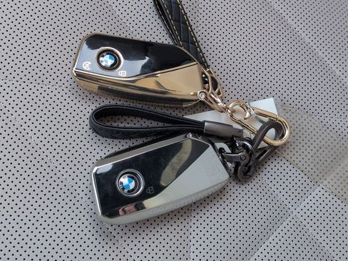 Used 2025 BMW iX M60 image 33