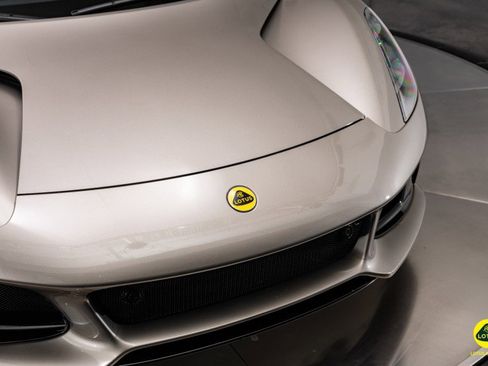 Used 2024 Lotus Emira First Edition image 4