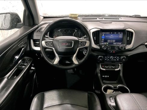 Used 2022 GMC Terrain SLT w/ Infotainment Package II image 17