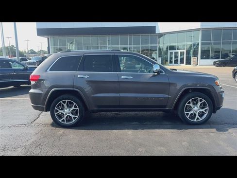 Used 2021 Jeep Grand Cherokee Overland AWD/4WD image 9