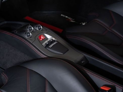 Used 2013 Ferrari 458 Italia Coupe image 30